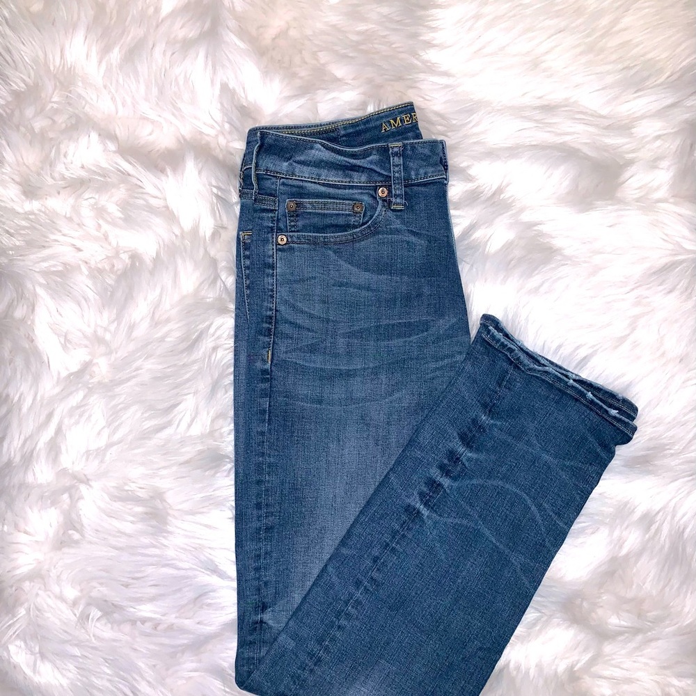 American Eagle men’s Extreme flex 4 jeans.